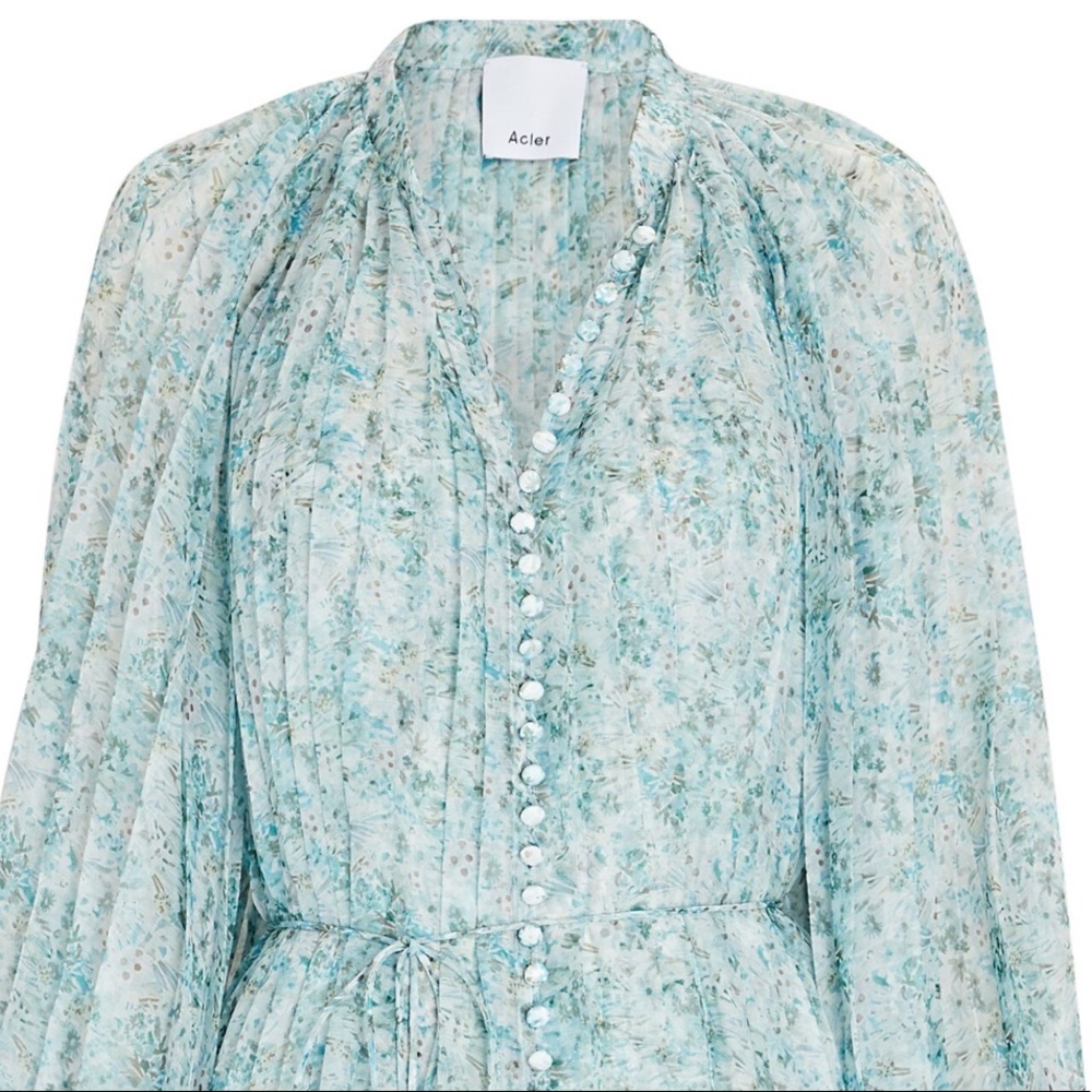 ACLER
Astone Pleated Floral Chiffon Blouse